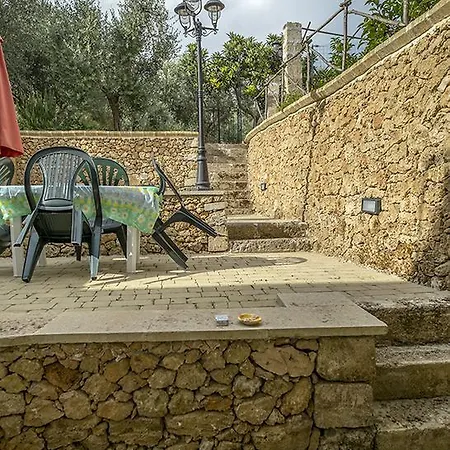 Apartment Lecortidituglie Sannicola